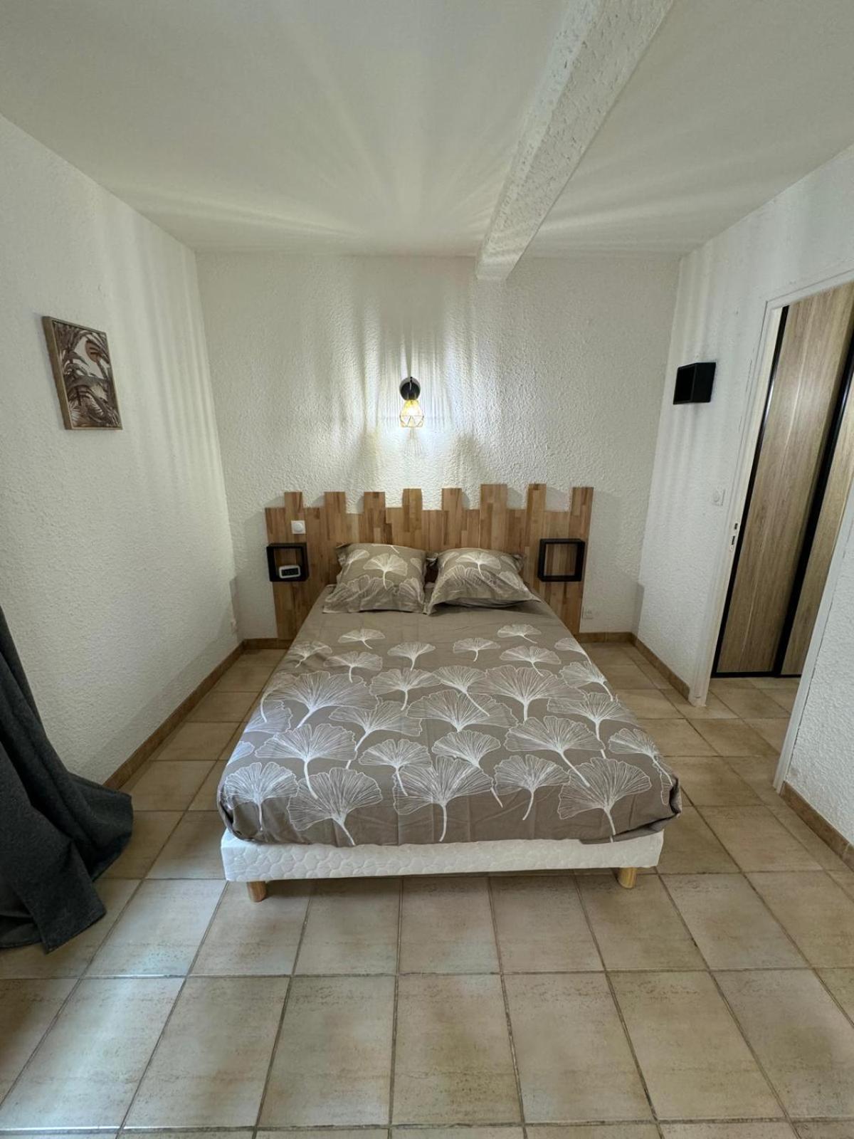 Charmant Appartement En Hypercentre De Castelnaudary Exteriör bild