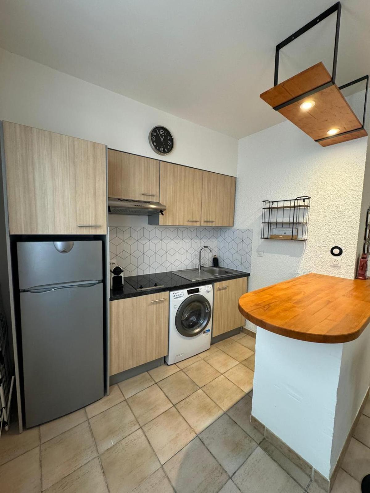 Charmant Appartement En Hypercentre De Castelnaudary Exteriör bild